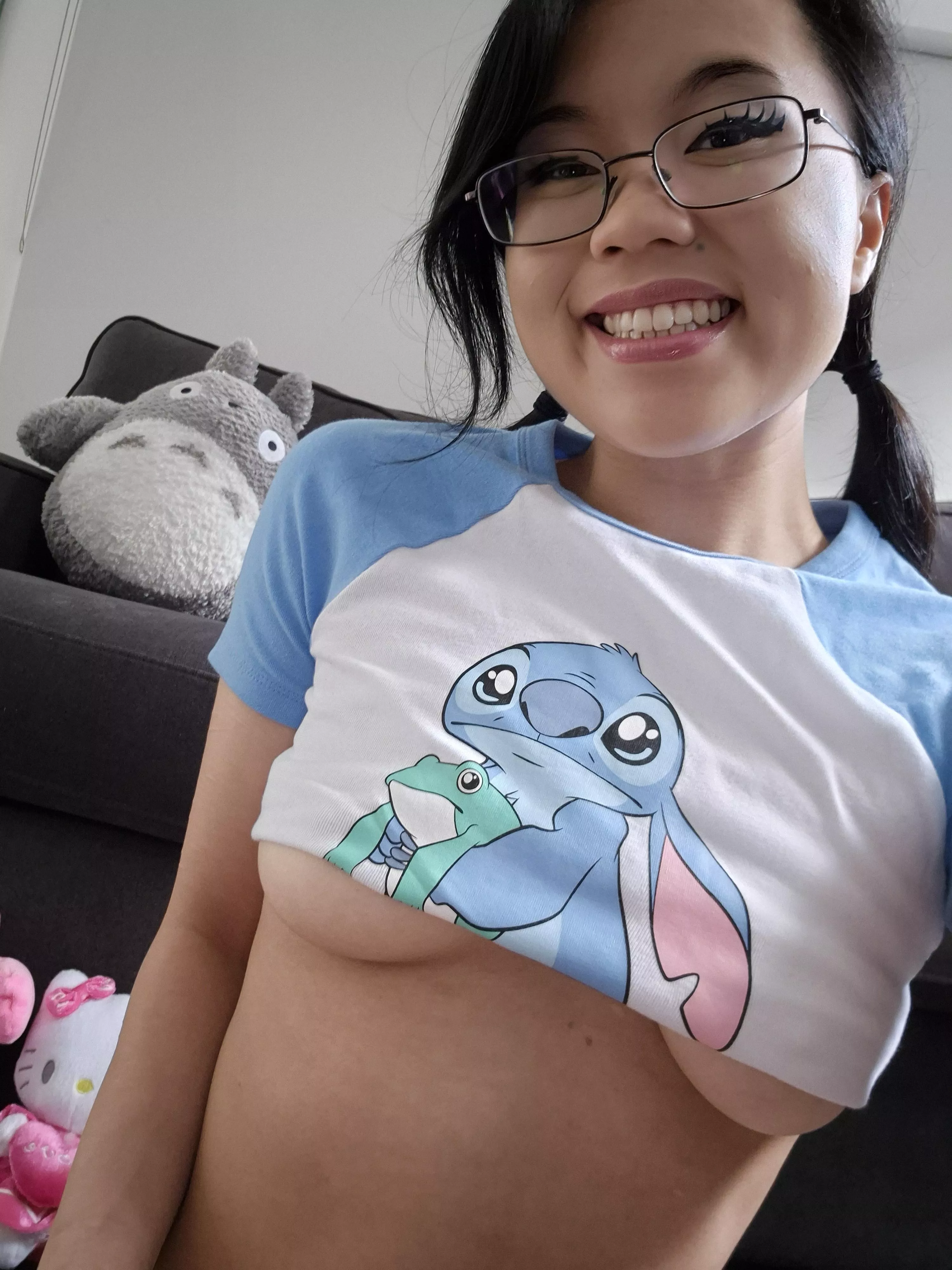 B cups for your scrolling 