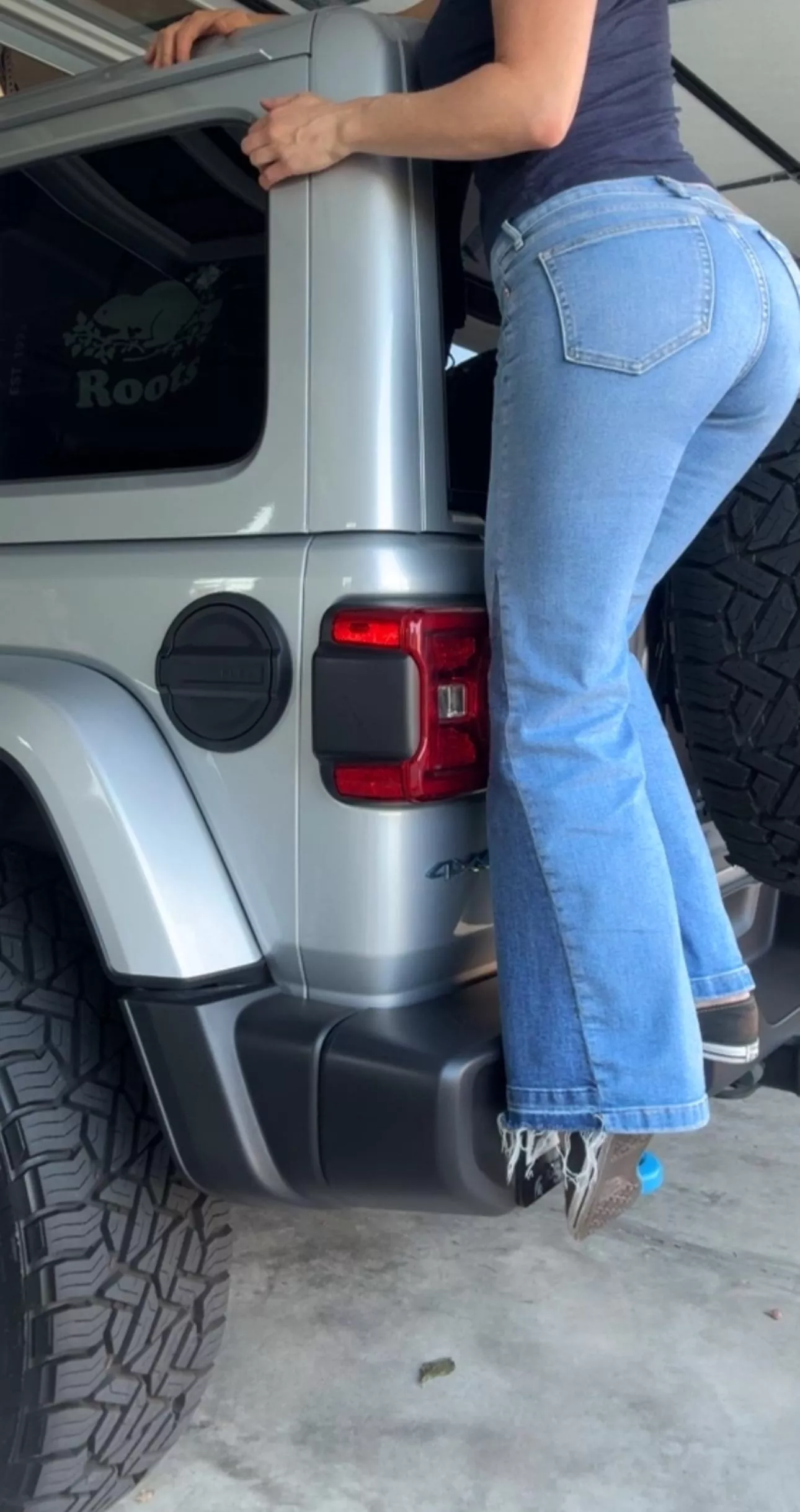 Buns and bell bottoms (F 45)