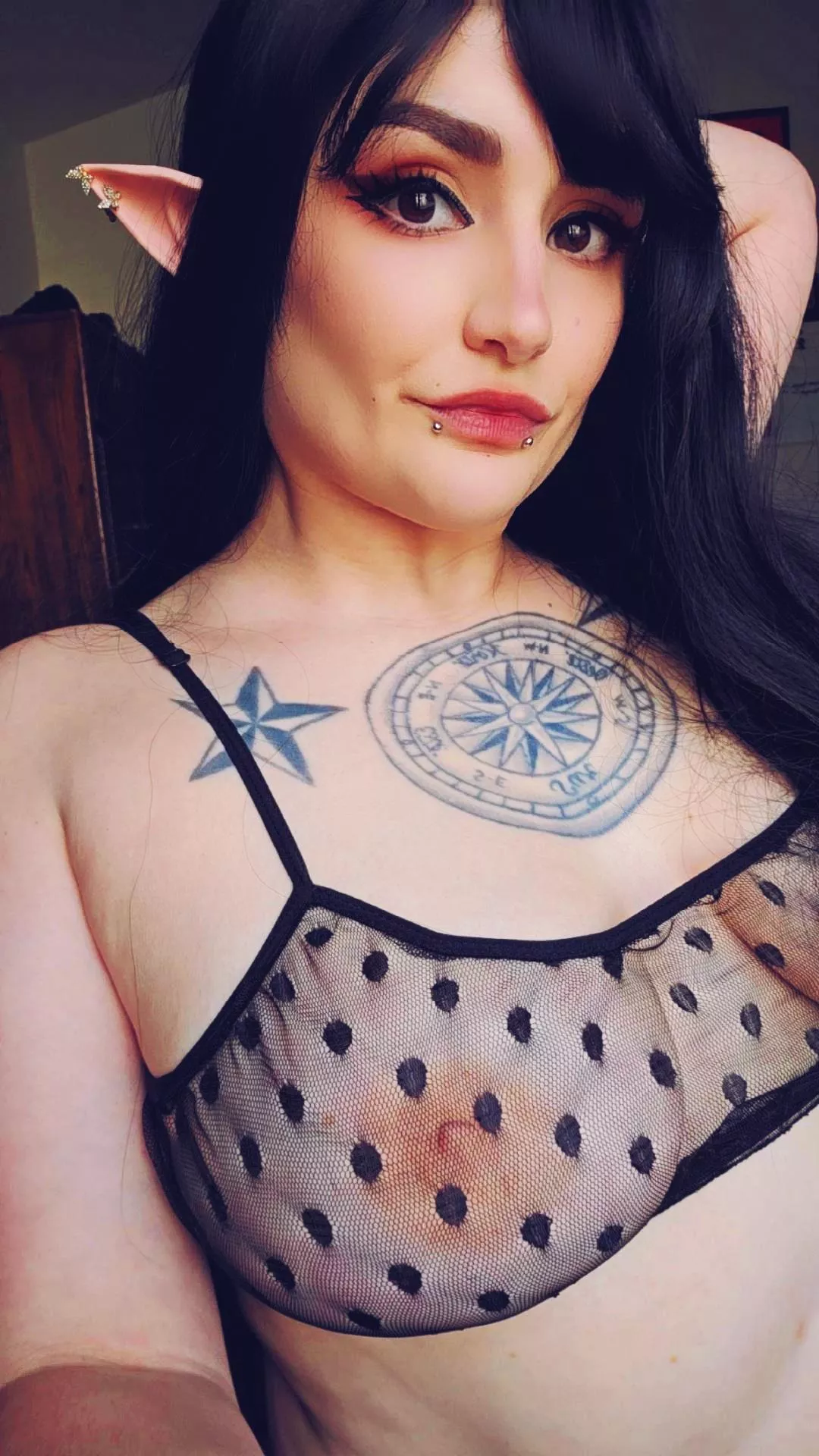 do you think I'm a pretty elf? ❣️