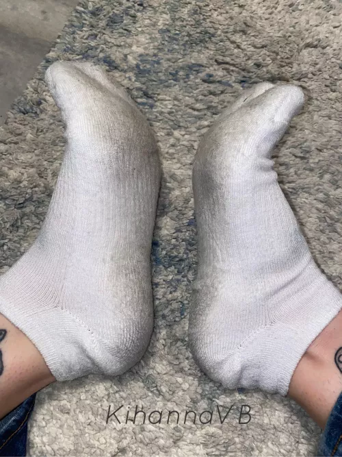 Fresh smelly well worn white socks ready to ship to you! USA only $30.