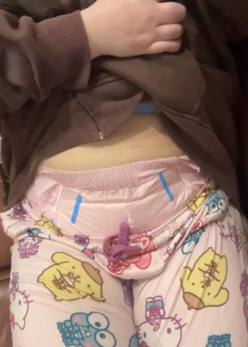 goodnight🫶🏻wonder if i’ll wake up soggy or dry 💦