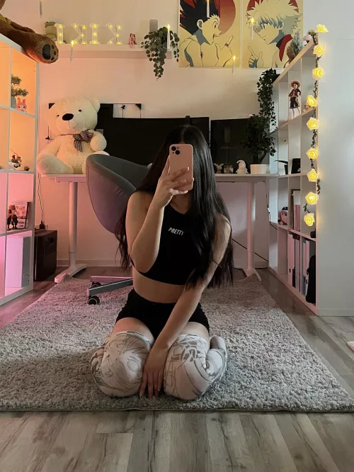 I am crrraving some cuddles~