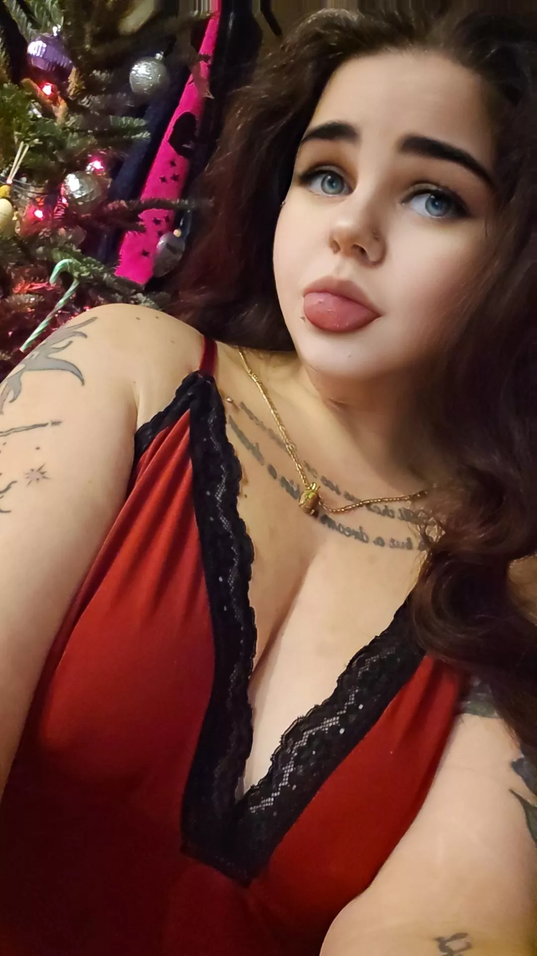 I just want to spend all day worshipping your cock 