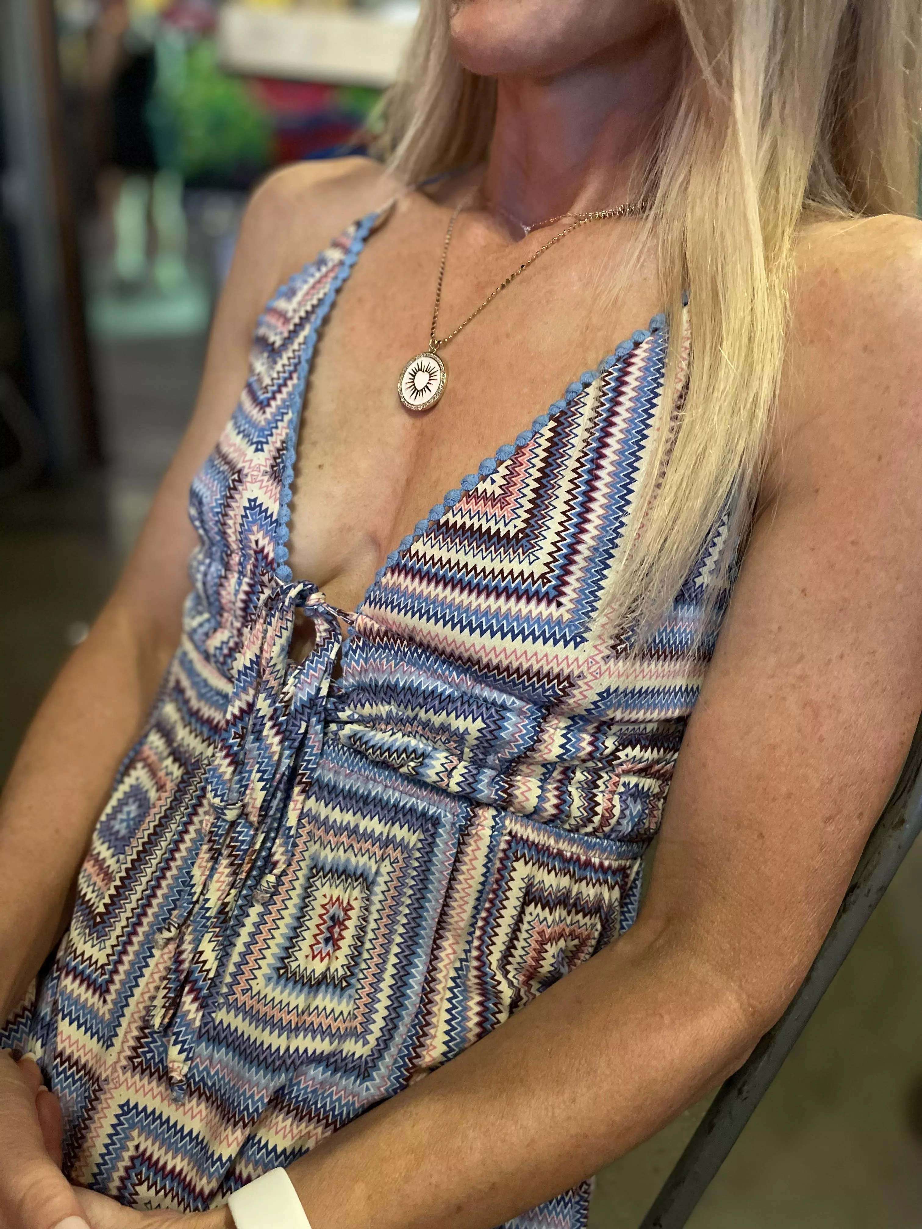 I may be small but this MILF is still perky 