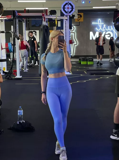 My favorite fit yoga pants.