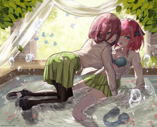 Nino and Miku got wet [The Quintessential Quintuplets] (Hmax)