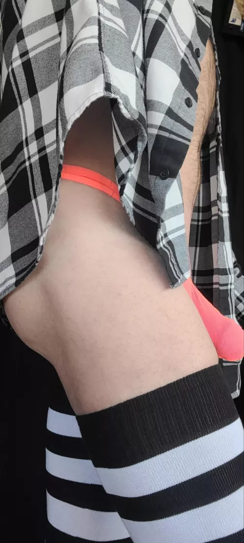 Oh I know, it's the socks. 