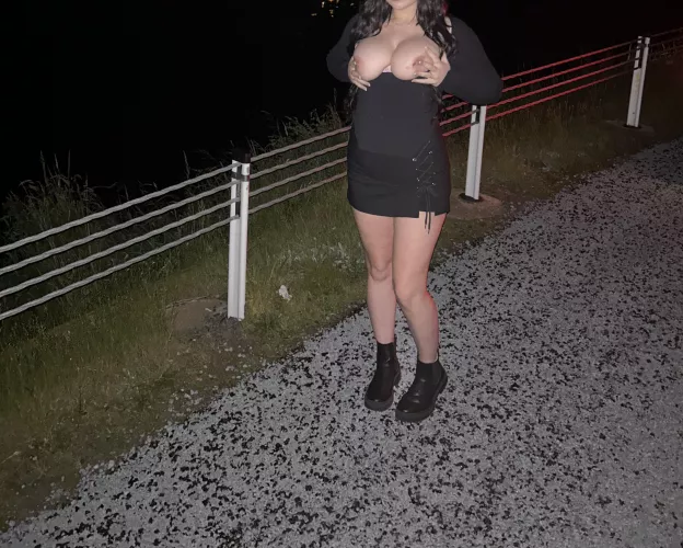 Payment for hitch hiking 