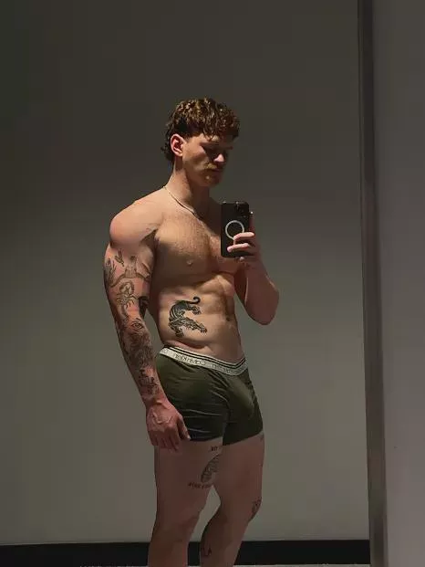 Ready to worship a 6'2