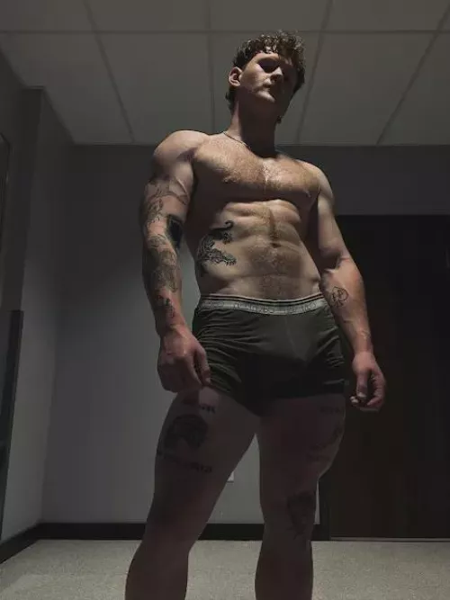 Ready to worship a 6'2