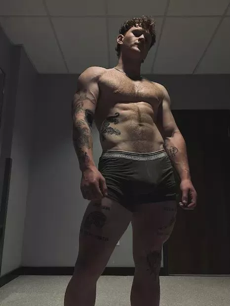 Ready to worship a 6'2