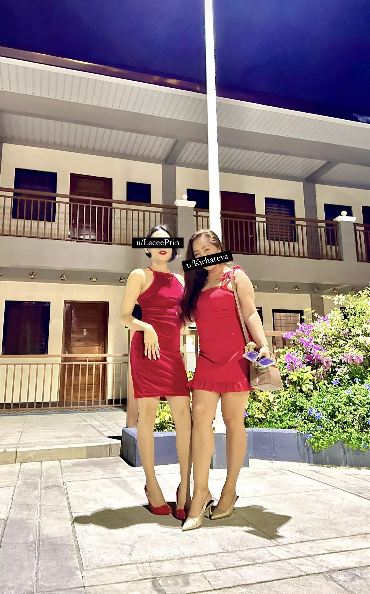 Thanks for this mild but sexy dress, u/Kwhateva! ❤️