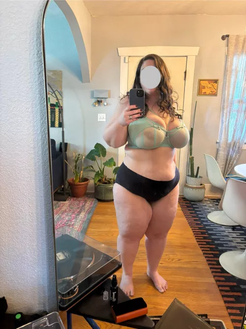 Thick and ready for dicc 