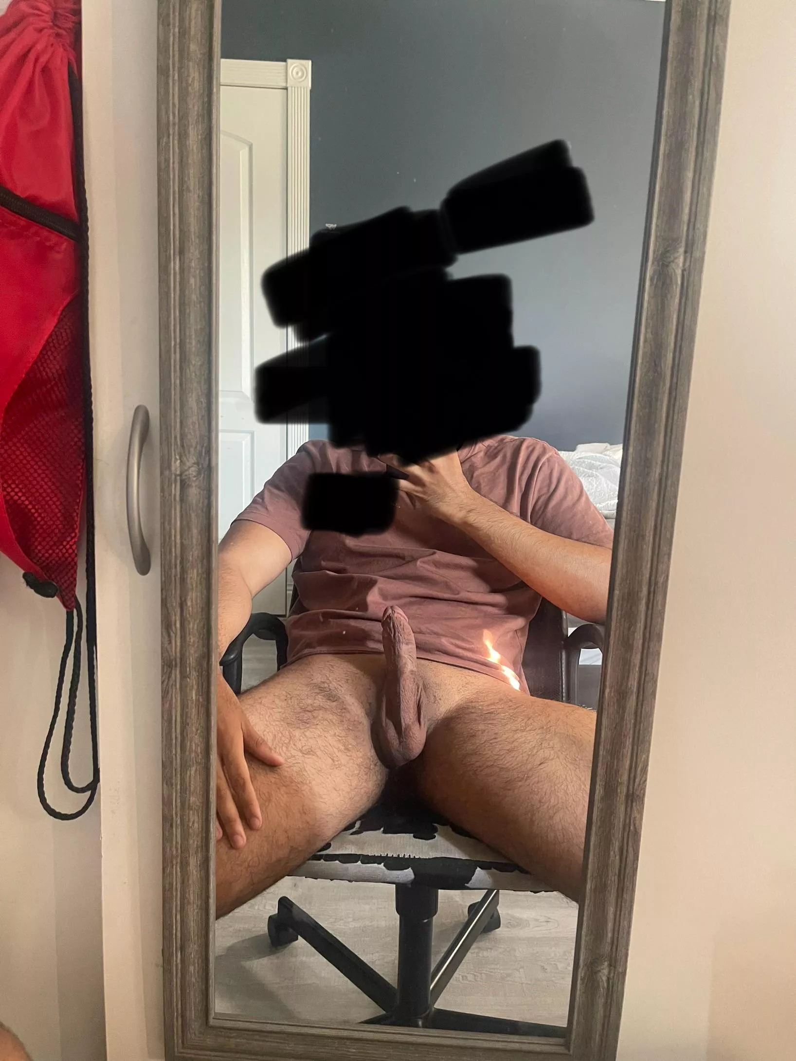 19 [m4f/fm] #scranton, NEPA or CENTRAL areas- any older bbw woman want to take my v card 