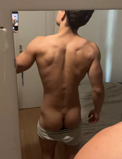 (20)Would you breed my ass,daddy?