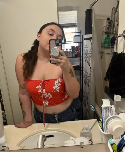 28 F Completely Free OF