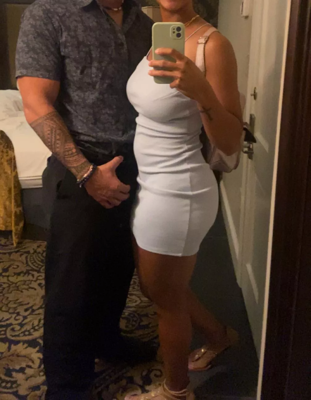 [31/30] [MF4MF] Fun, Fit Couple looking to connect with like minded couples! We love to travel and make new friends! Dms open!