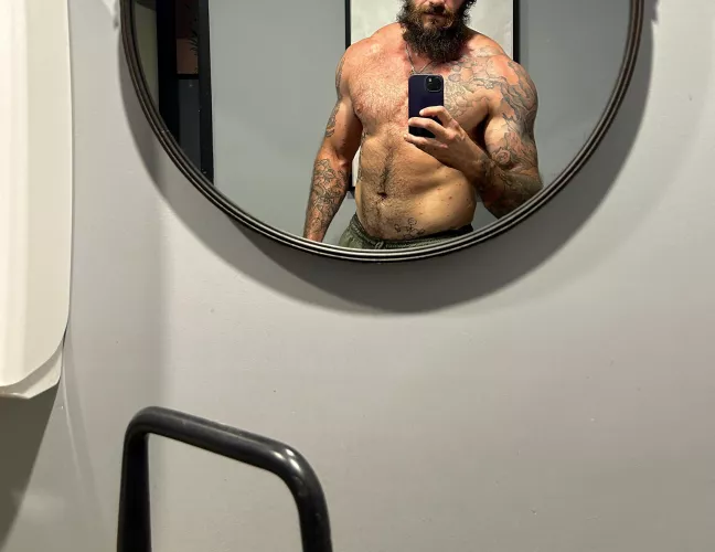 31M4F. North Brissy. Regular fun. NSA. Can host