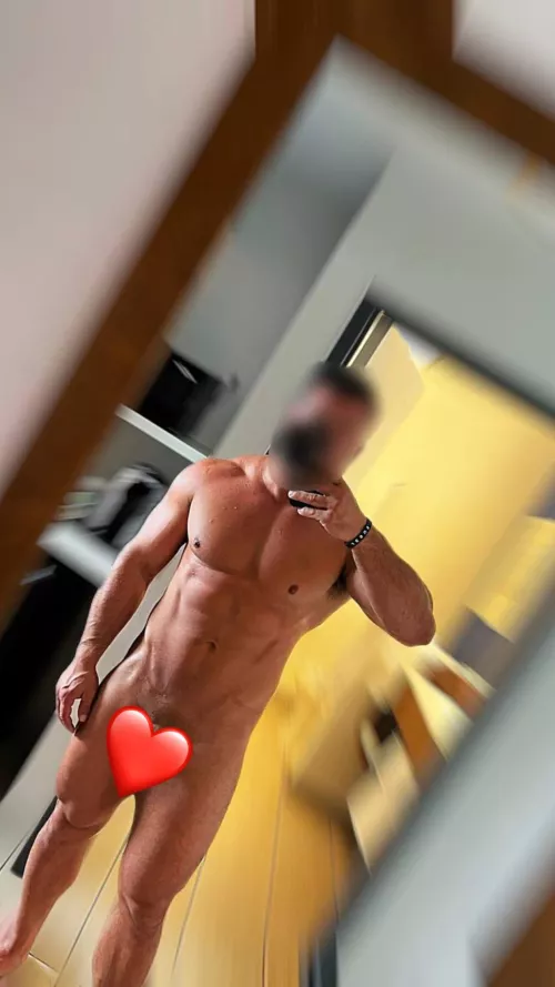 33 [M4MF/F] #Cincinnati - looking for like-minded, couples, or single females 