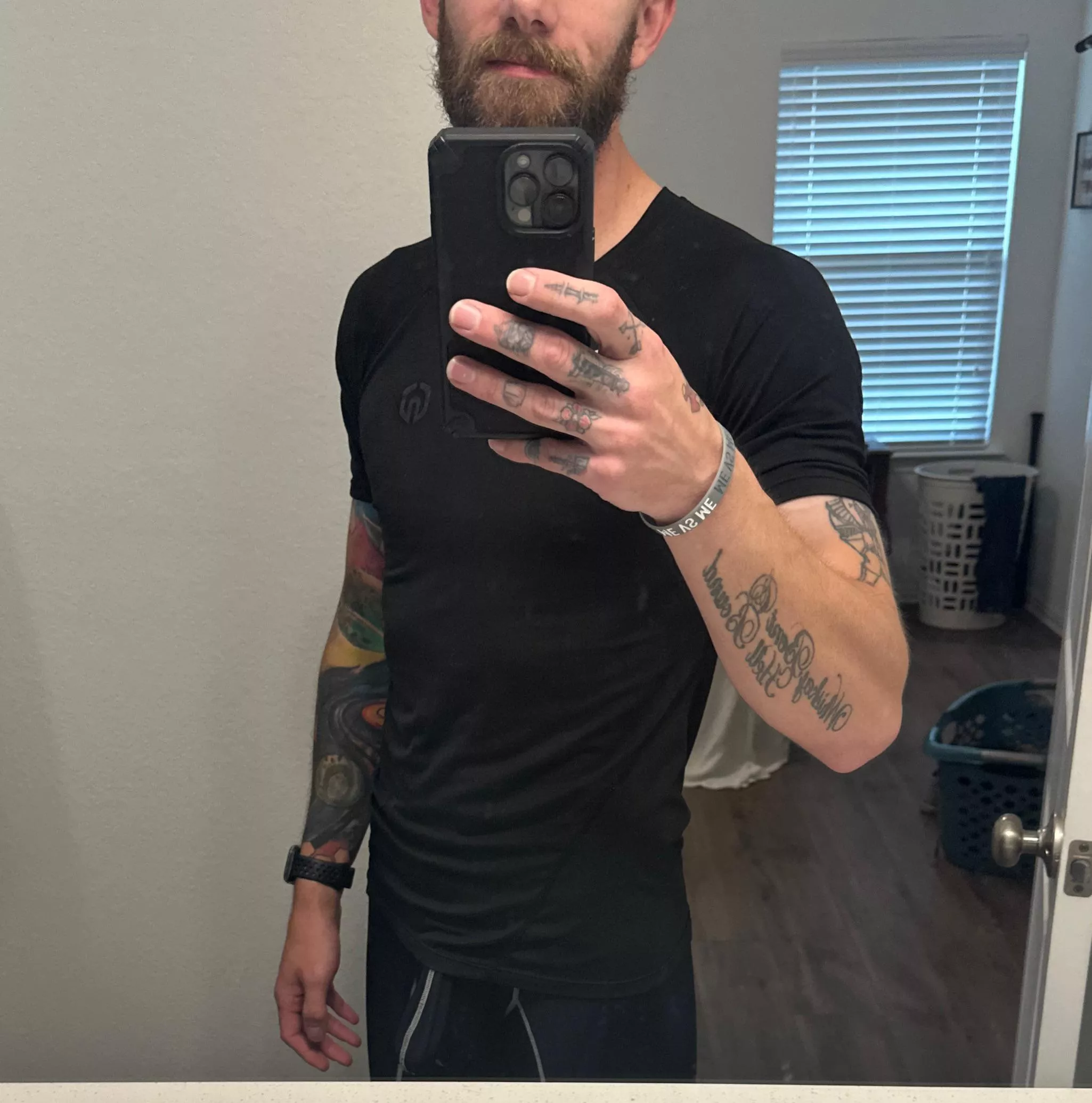 33[M4F] lookin for later tonight