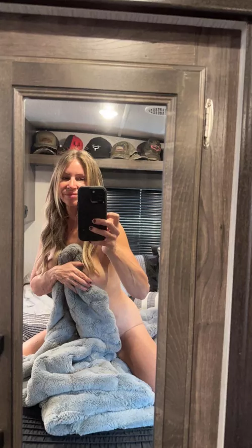 48F I Need a man that can pump me with cum inside. Let me know where you are, and lets have fun!
