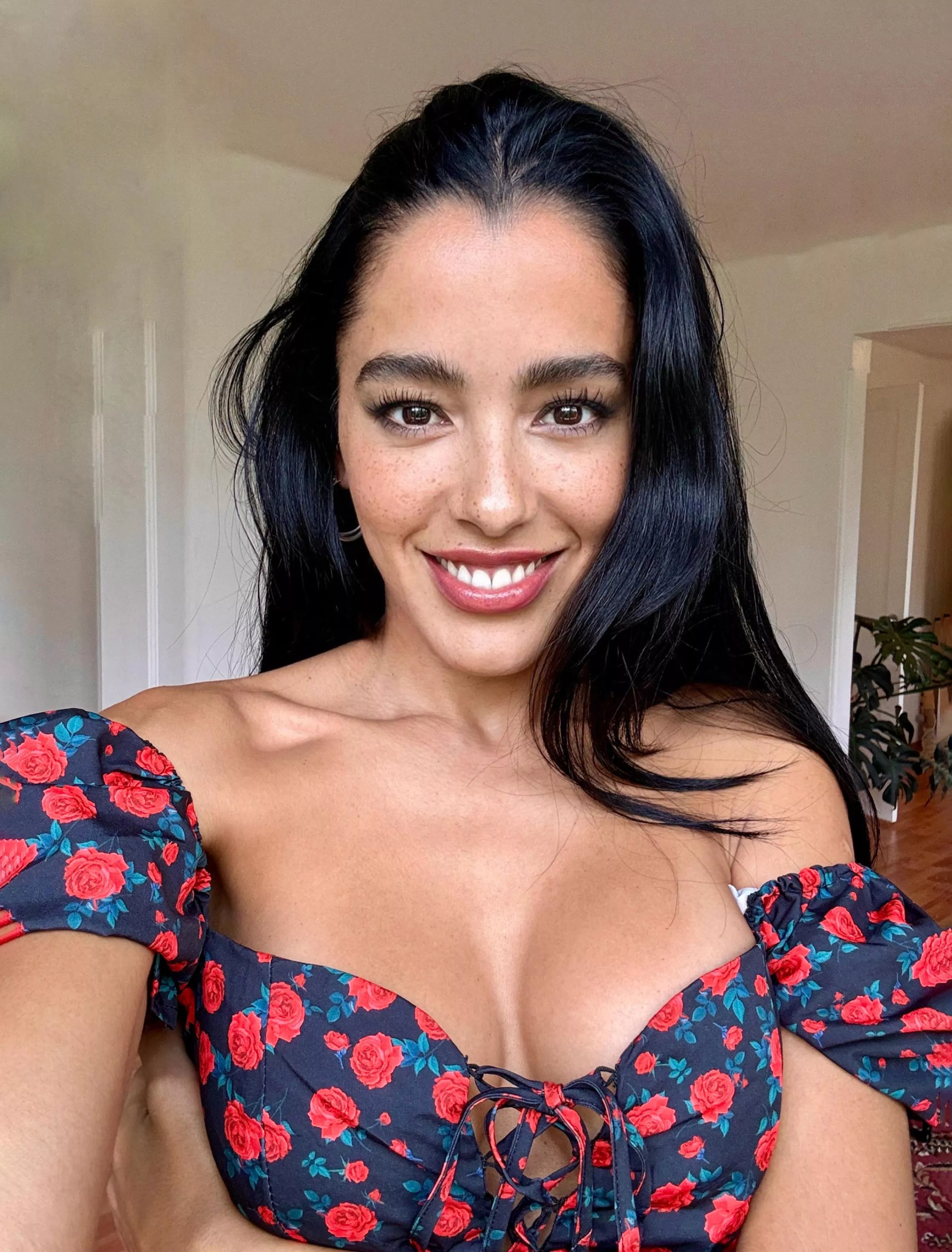 80's hot and sexy latina