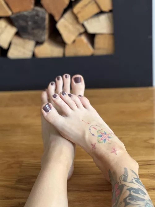 A foot massage before you eat please