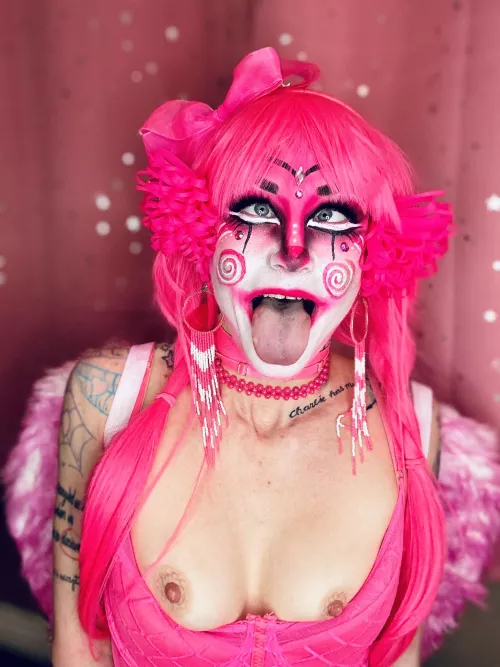 Ahegao circus hoe 🤤🤡😜