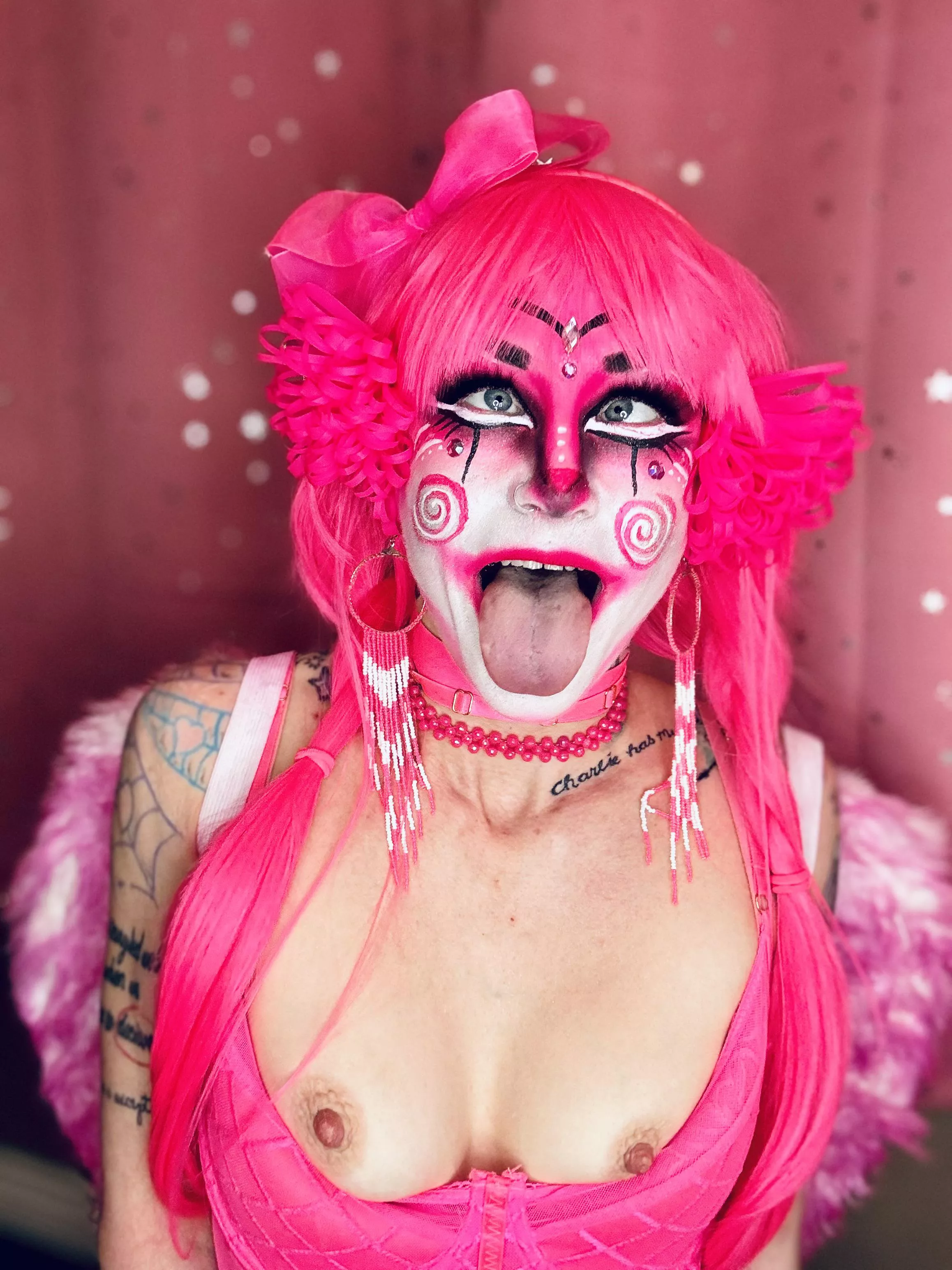 Ahegao circus hoe 🤤🤡😜