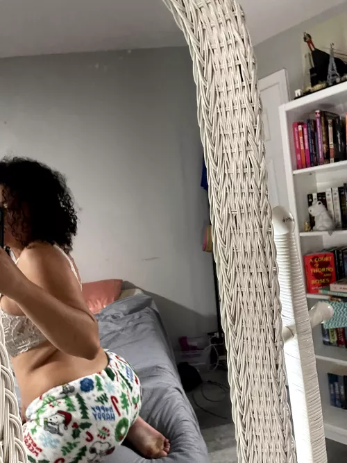 All I want for Christmas is to bounce my fat ass on somebody's face