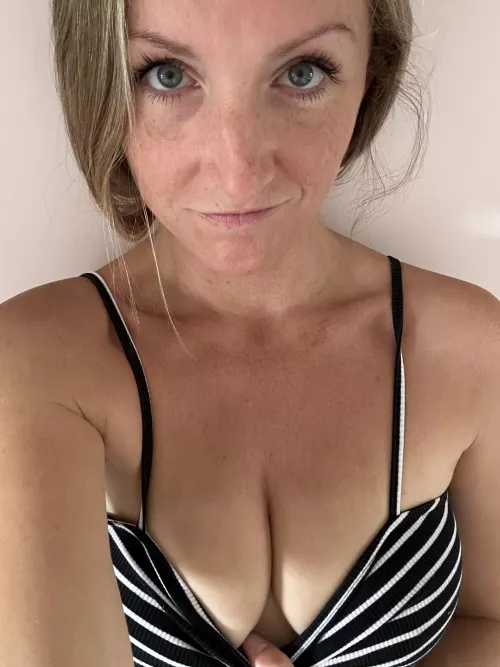 Always seducing hubby 