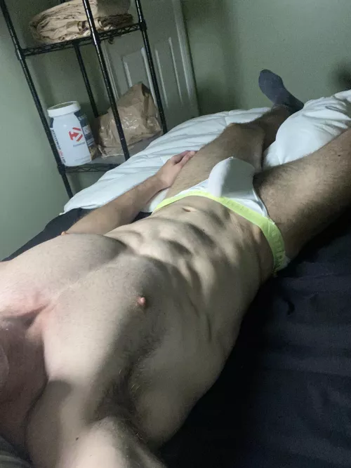 Anyone with bulge underwear kink ?