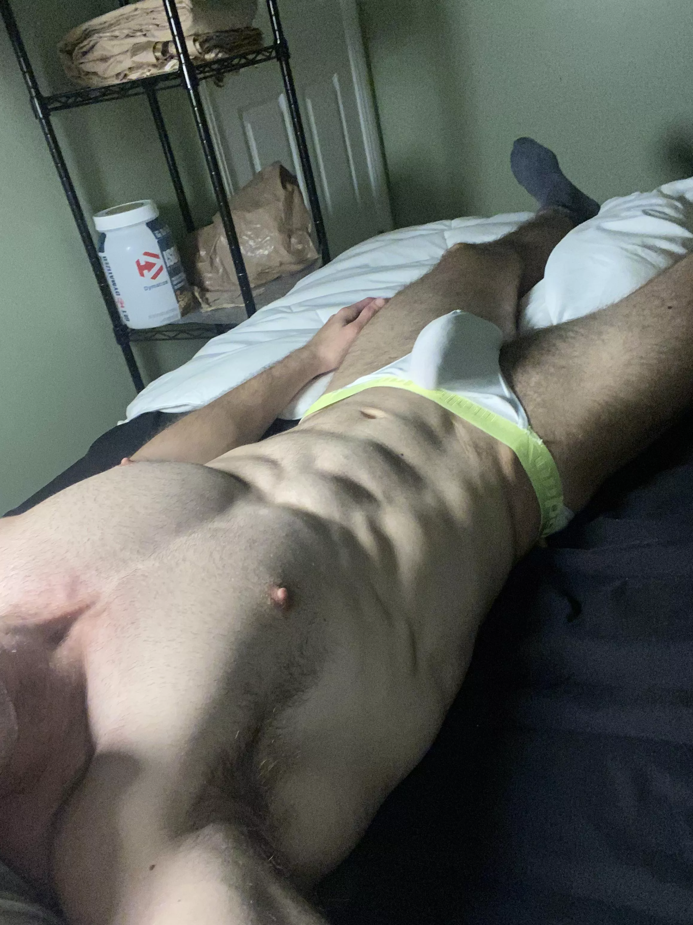 Anyone with bulge underwear kink ?