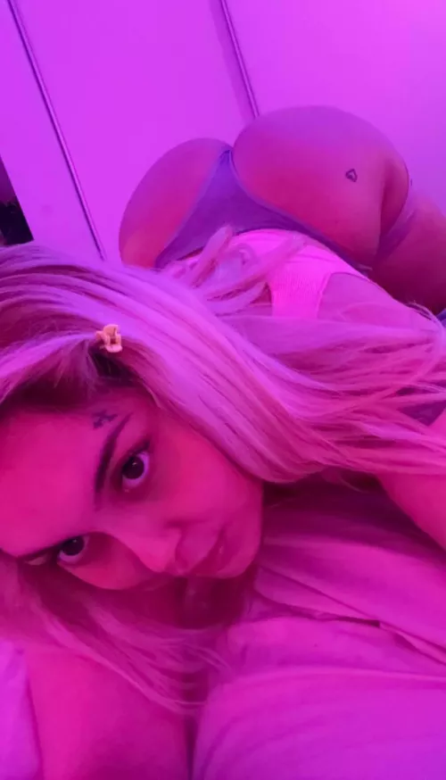 Ass up , face down , nothing better rigth? 