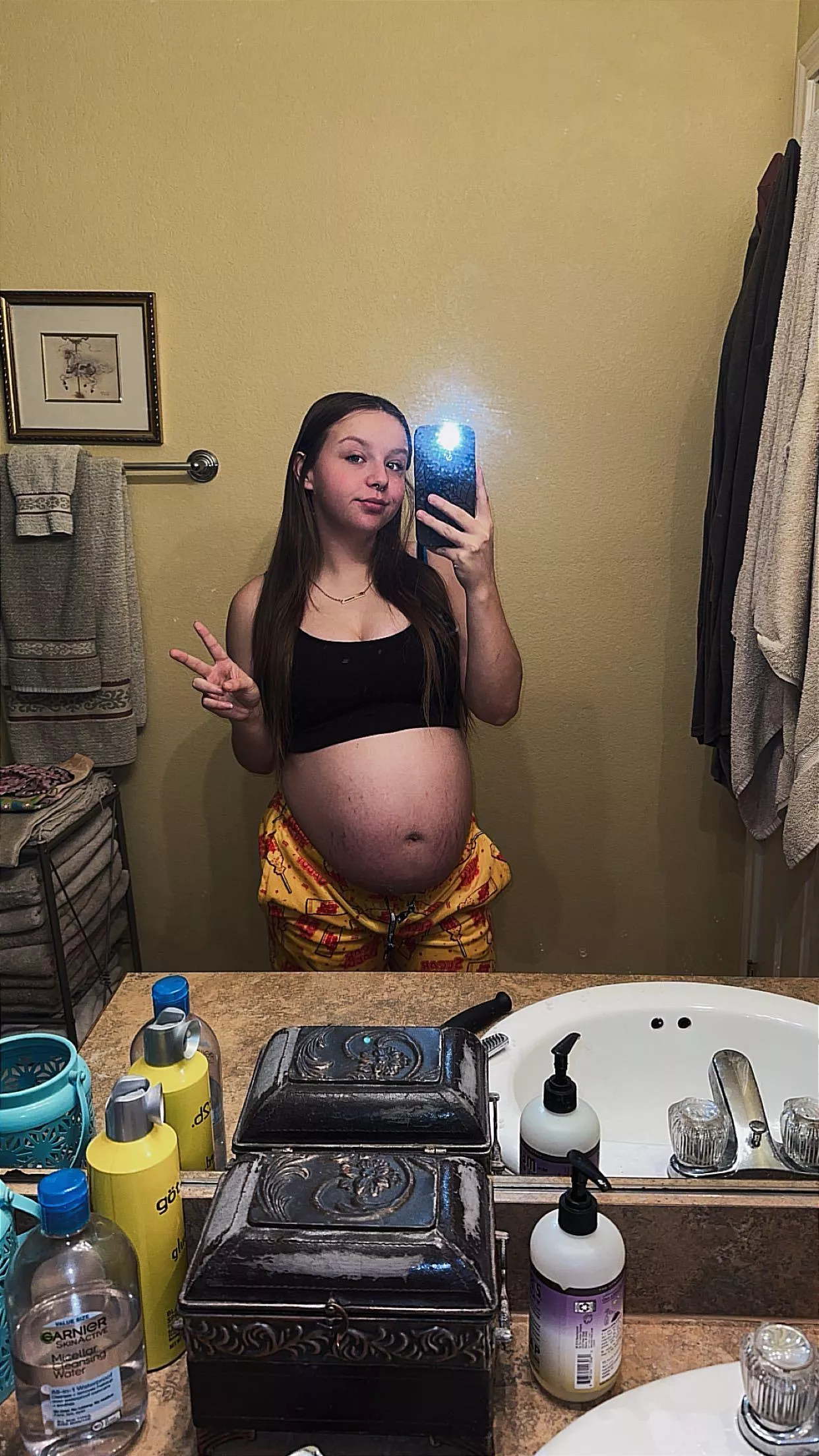 Baby bump, but make it sexy