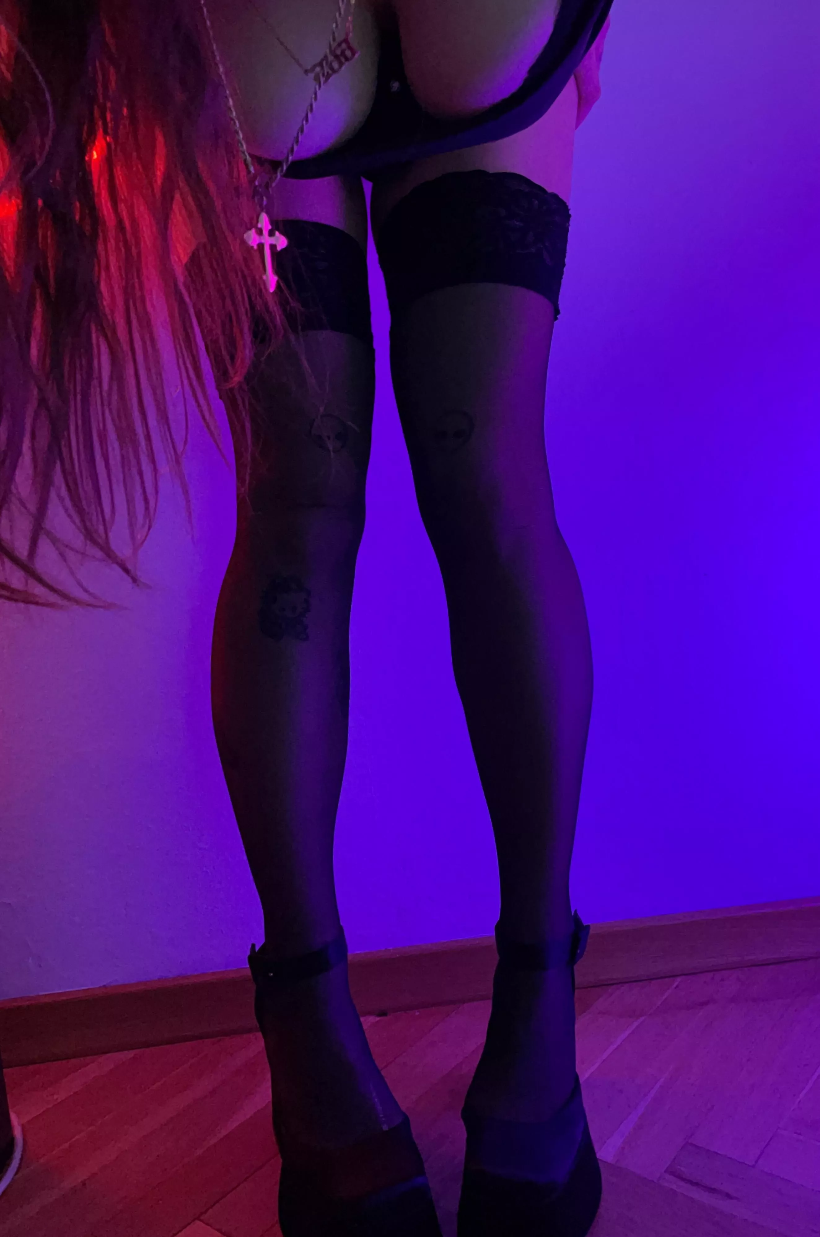 Black heels - hope they stay on later