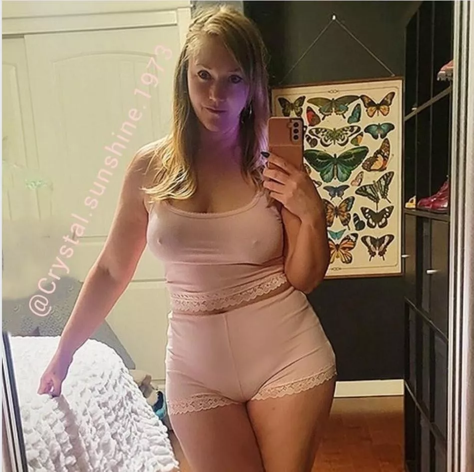 Born in 1973. Do I still have what it takes to get you off? 