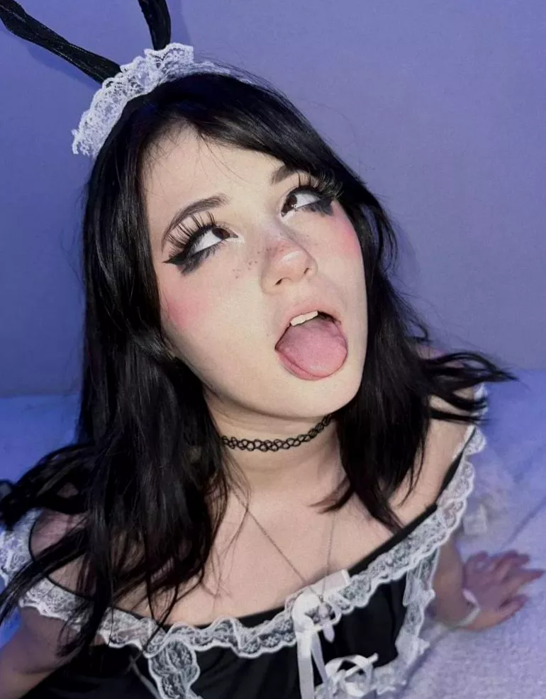 Can i be your bunny slut ^^
