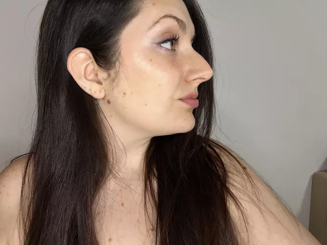 Can I seduce you with your big nose?