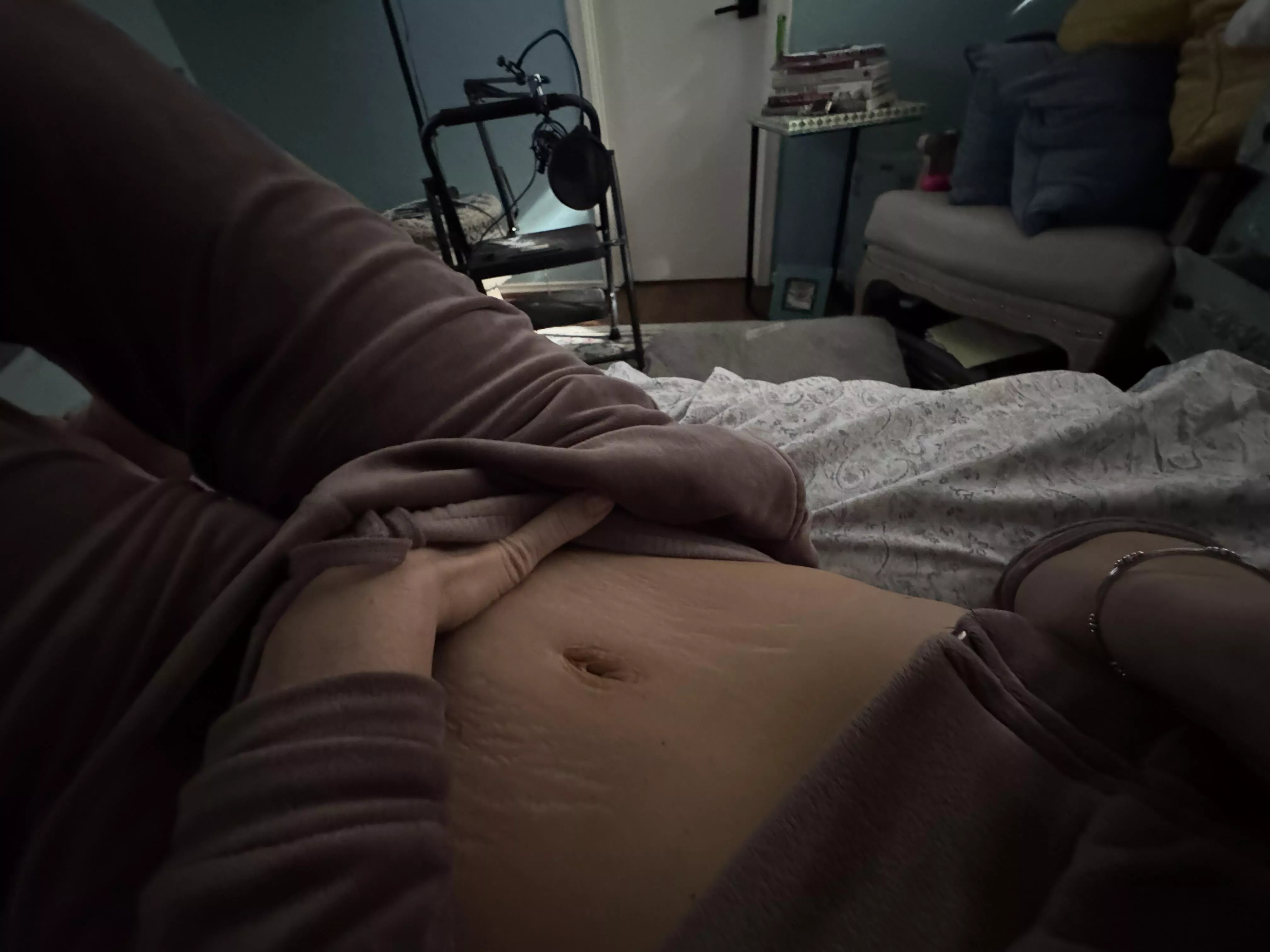 Come lay with me… lonely married F47 Mother of 3 adult children. MILF/ GILF Stretchmark ok?