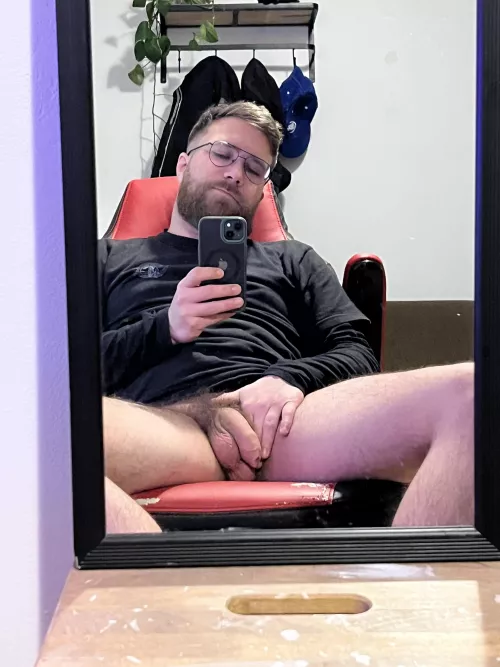 Come lick it hard for me