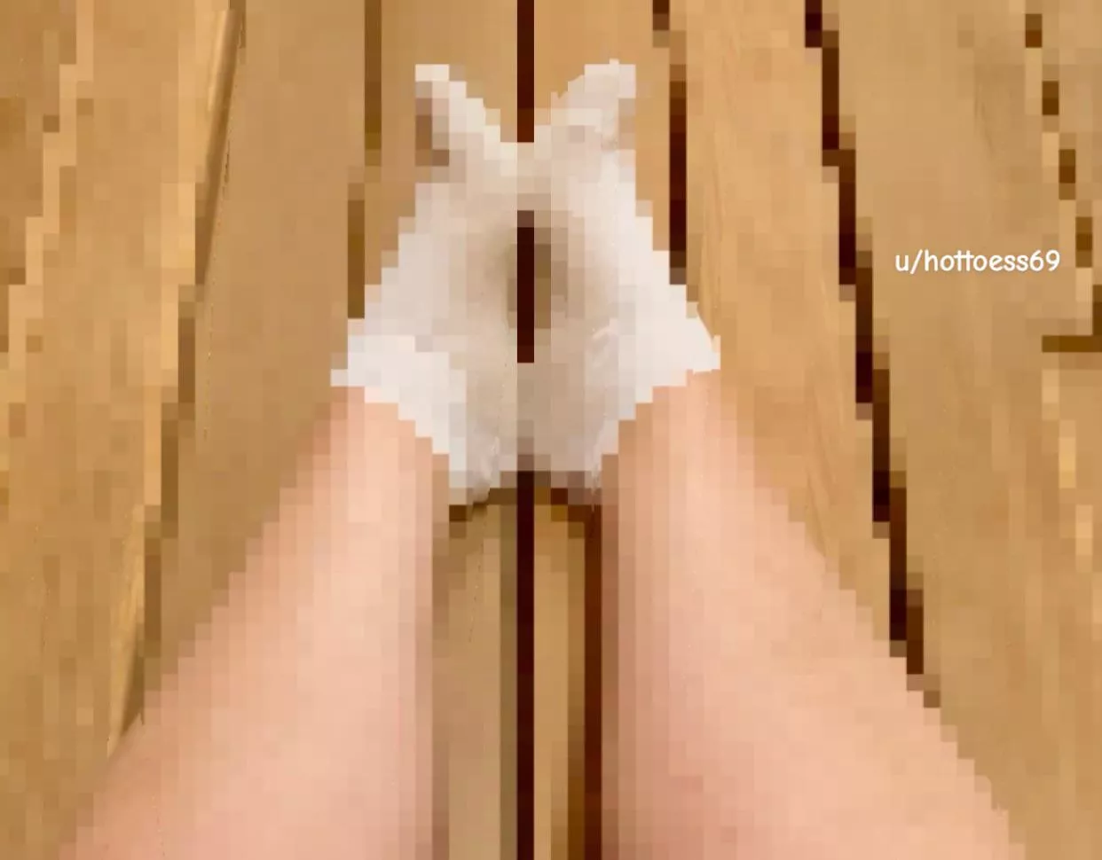 Cyber Monday calls for Throne or YouPay gifts! Chop chop puppets🫰🏻