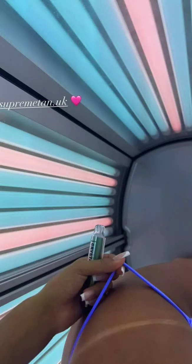 did you see them peeking🙈🙈😈