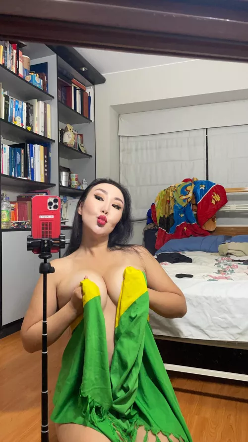 Do you like natural boobs?