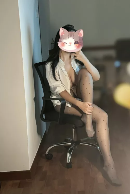 Do you like polka dot tights?