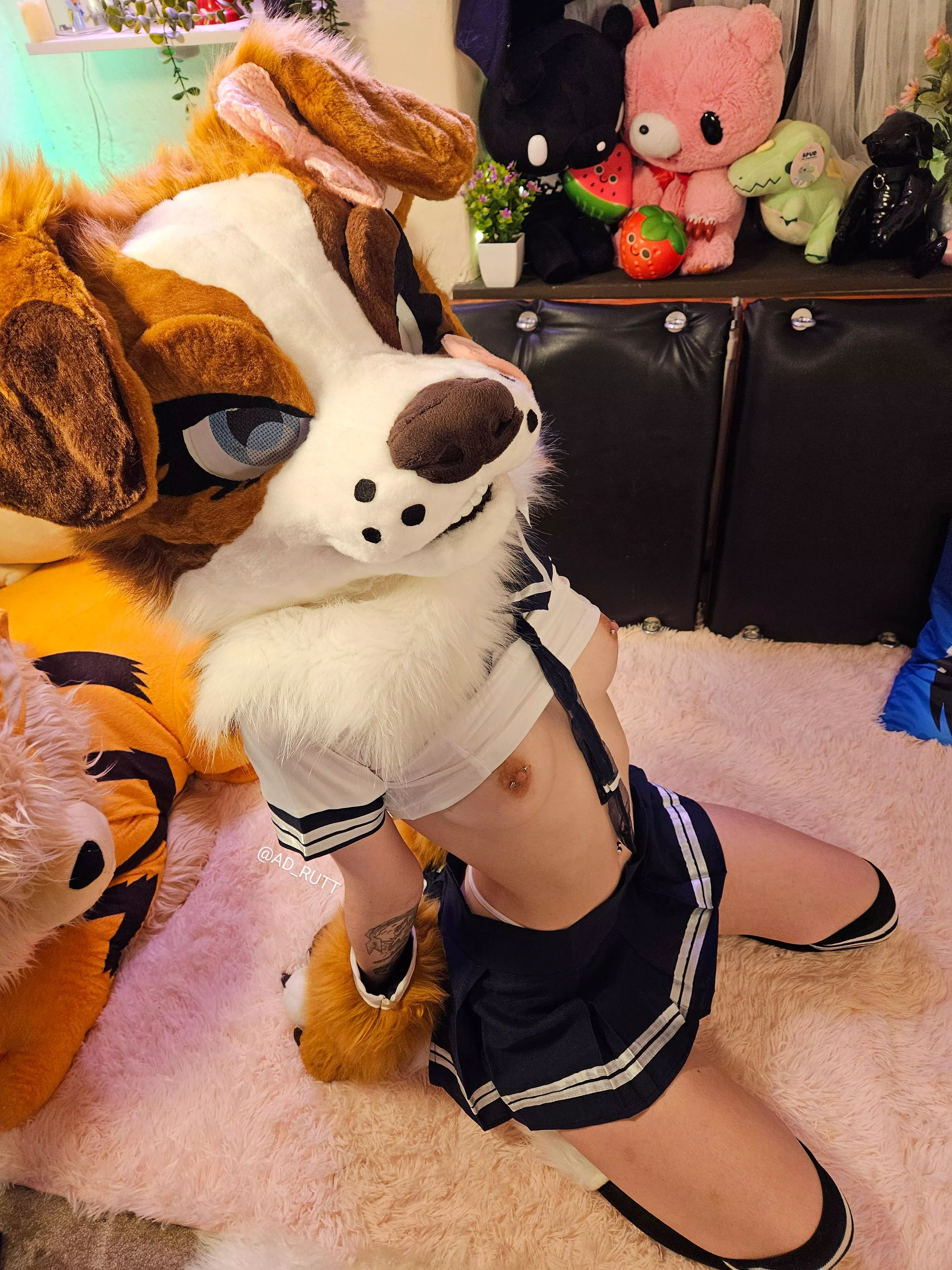 Don't worry...I won't tell your gf you like nerdy girls👀💞