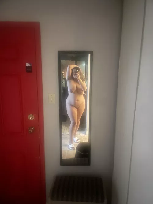 drop a 💗 and I'll send a 100% random nude to the first 100 redditors (I actually send)