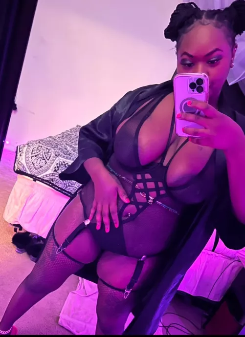 [F] 33 😊 PegQueen