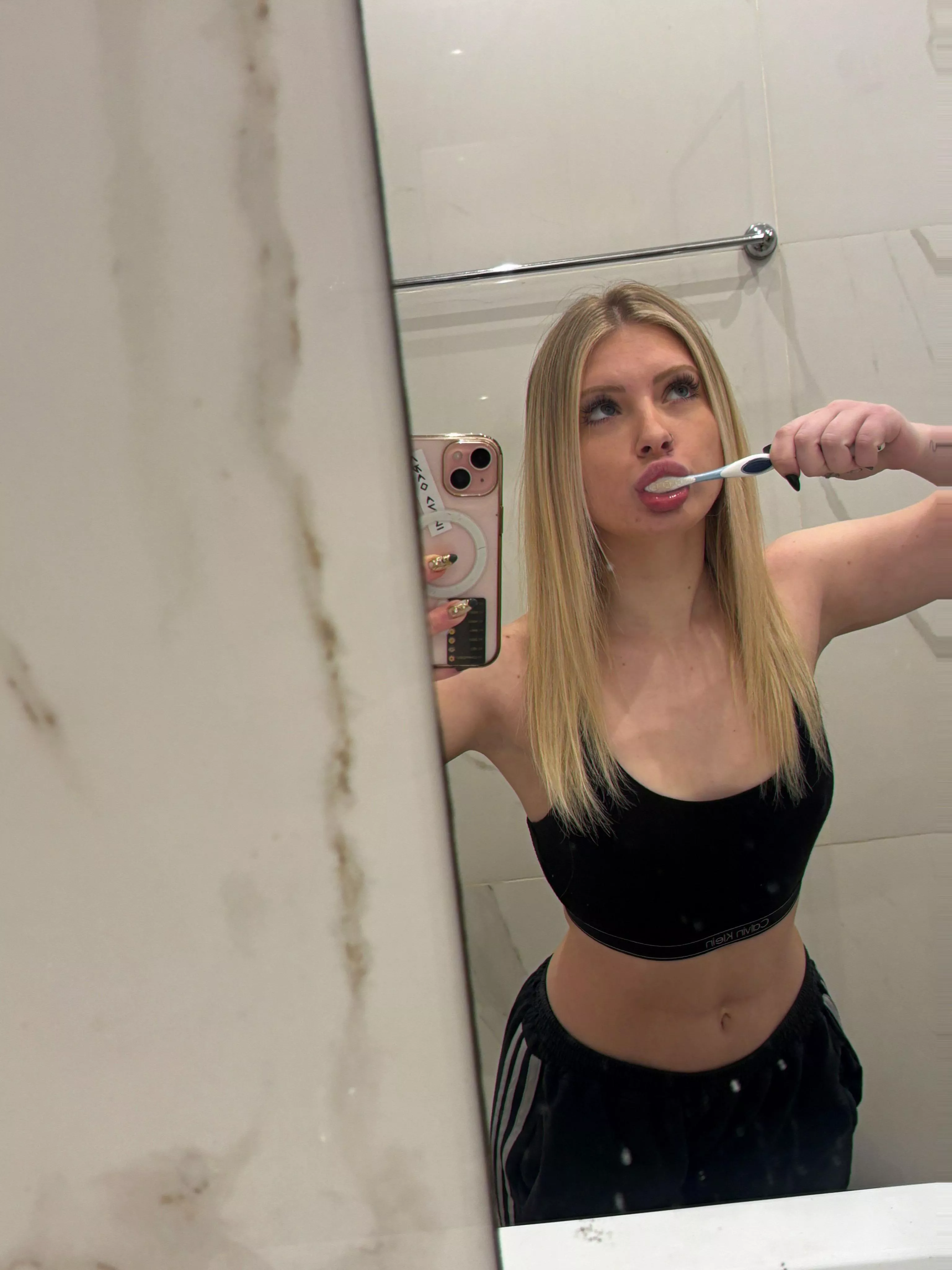 [F] 4 [M] This toothbrush isn’t the only thing I’m good at putting in my mouth, wanna know what else?