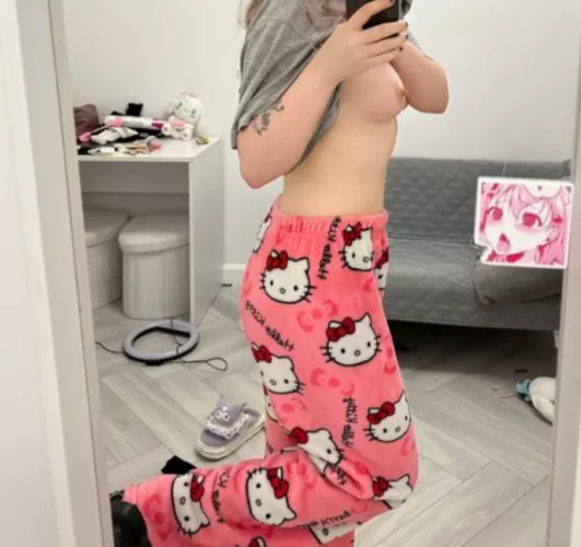 [F] Nerdy girls do it the best
